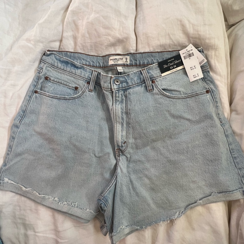 NWT Abercrombie & Fitch the dad short